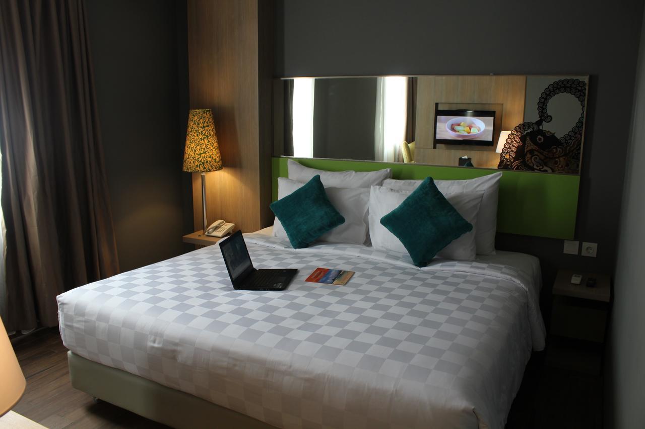 Khas Gresik Hotel ภายนอก รูปภาพ